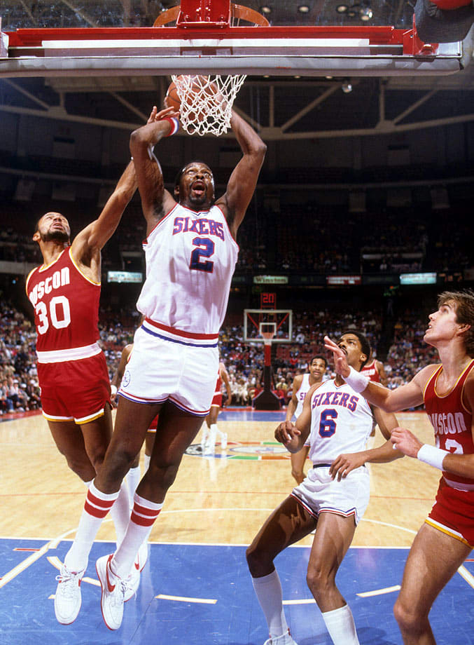 1983-Moses-Malone-Allen-Leavell-080098859.jpg
